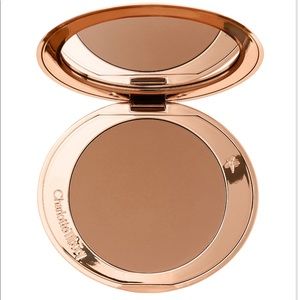 Charlotte Tilbury Airbrush Bronzer- Medium